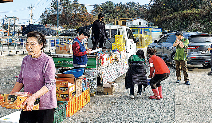 전남 진도농협, 하나로마트 순회판매 진행