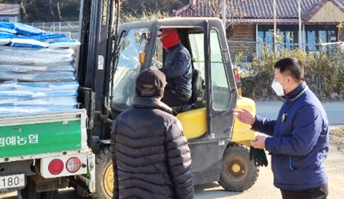 익산원예농협, 영농자재 지원…농가 비료값 부담 덜어