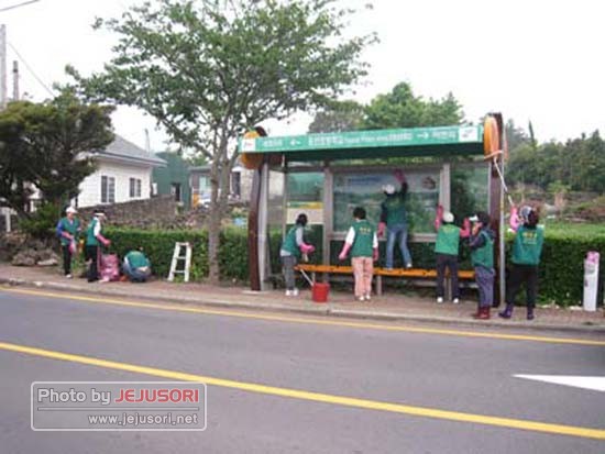 표선면새마을부녀회, 6월중 불법광고물 정비의 날 활동