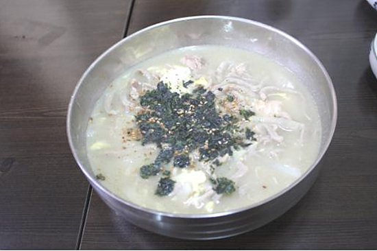 20년전통 꿩 메밀칼국수의 맛, 가나다식당