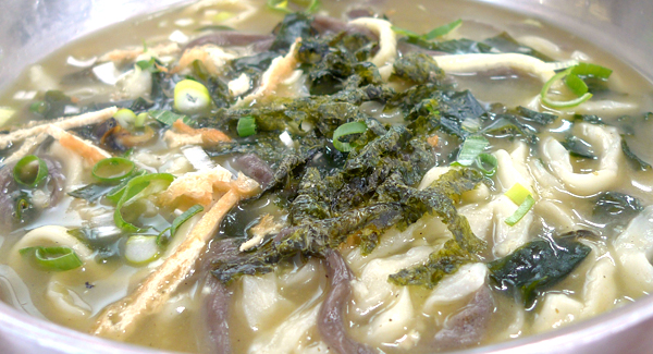 보말칼국수, 만두 한 접시 기분 좋은 배부름