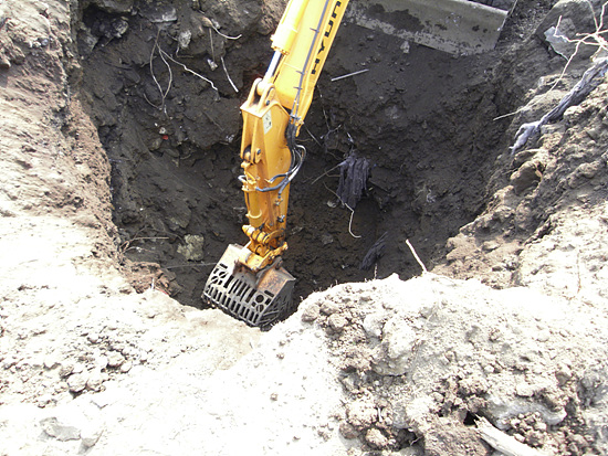 산업폐기물 매립된 땅 위에 LPG 충전소가 말이 되나!