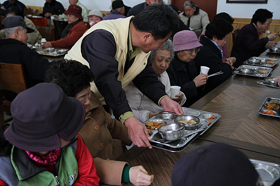 공항공사, 사랑의 밥퍼 무료급식 봉사 눈길