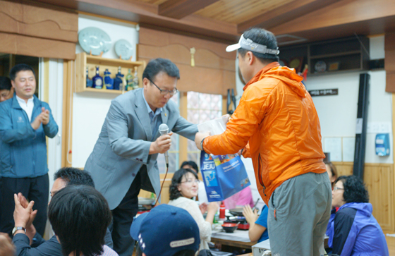 제주行 뱃길 여행객 늘자, 여행사들도 상품개발 눈독