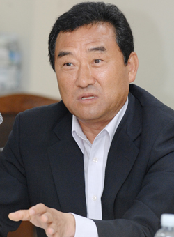 제주도의회 예결위원장에 손유원 의원 선출