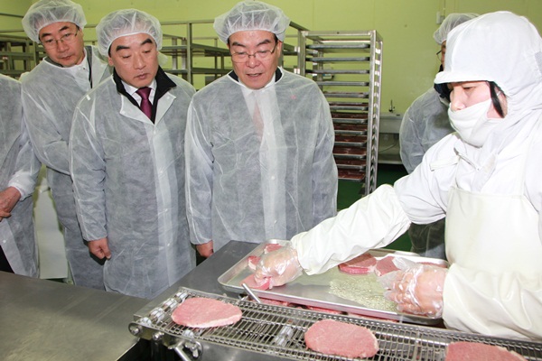 어떤 맛이길래! 제주흑돼지 돈가스 불티