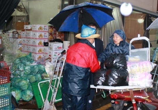 원희룡 동문시장, 제주 관광 중심지돼야