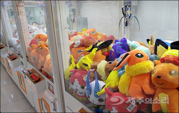 인형뽑기방 제주서 1년새 3배 늘어 기계만 280대