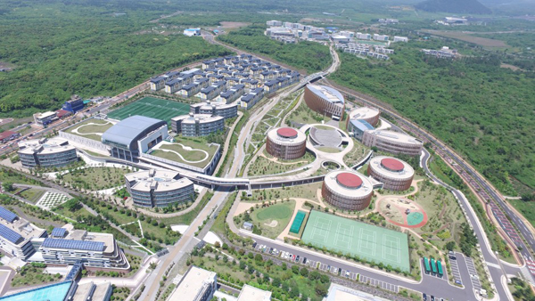 영어교육도시 국제학교로 7600명 제주 이주