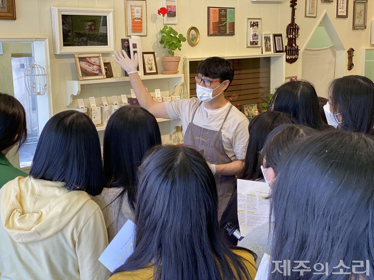 주민들 머리 맞댄 콘텐츠 마을이 학교다…제주 세화리로 떠나는 지구촌 여행!