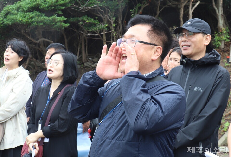 76년 만에 대마도서 불린 이름…이제랑 고향 제주 가게 마씸
