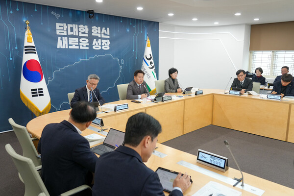 정기인사 단행 오 지사 연관성 없는 부서까지 창의적 협업체계 주문