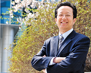 변호사로 널리 알리고 싶다