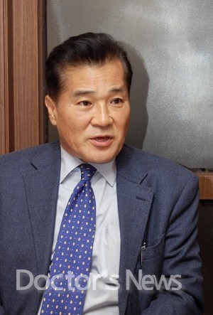 [인터뷰]홍기혁 대한마취통증의학회 이사장