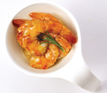 도우 속 까지 맛있는 ‘치즈케이크샌드’ 피자