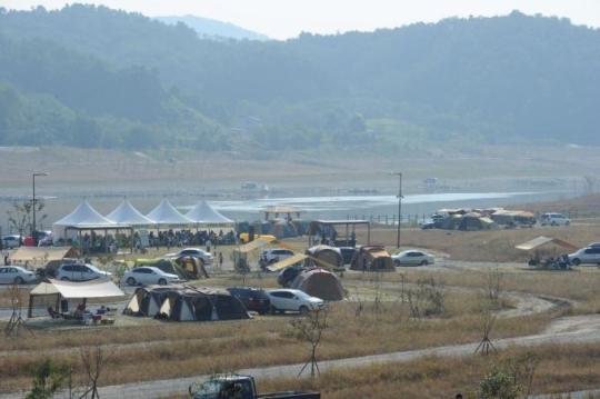 4대강 캠핑장 온라인 예약 실시… “온 가족 캠핑 즐겨요”