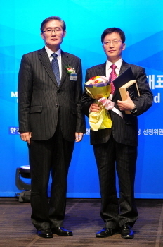 현대차 블루핸즈 “3년 연속 1위?… 고객불만 제로!”