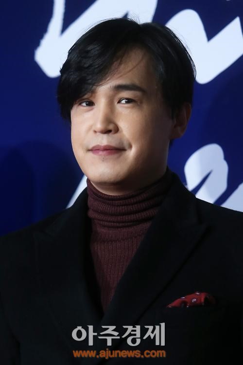 [포토] 몰라보게 후덕해진 엠씨 더 맥스 이수