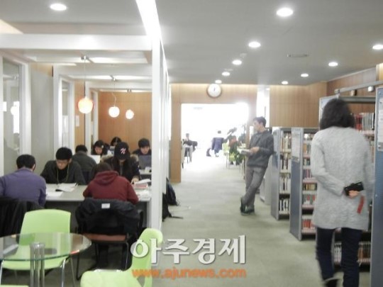 성남시 하늘 북카페 인기 날로 치솟아