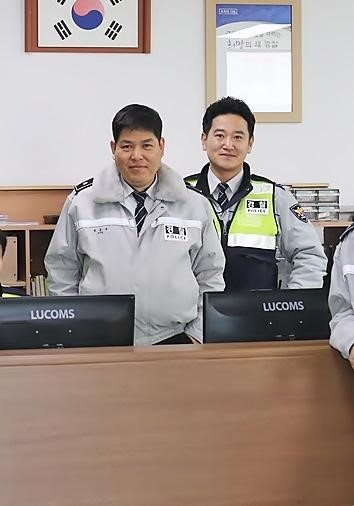 상주경찰 ‘6천만원 가방’ 제일교포에게 찾아줘   감동 안겨