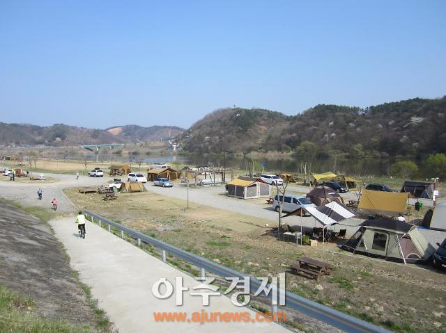 청양 동강리 오토캠핑장