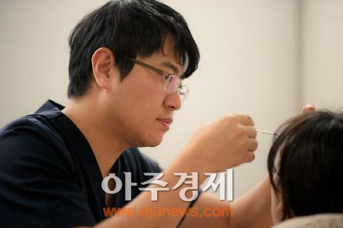 팔자주름 개선과 동안 외모까지...‘큐오필’ 필러