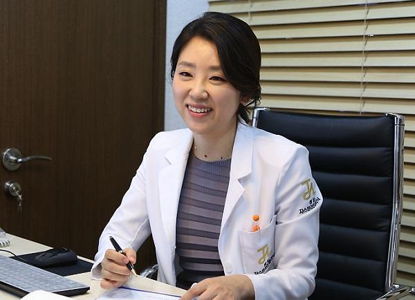 예비 신부의 가장 큰 고민, 생애 하나뿐인 그날 더 갸름해보일 수 있는 방법은?
