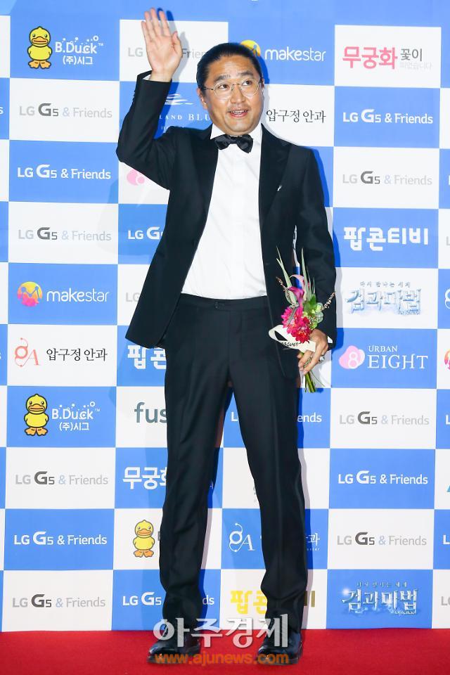 [아주동영상] 2016 신스틸러 페스티벌 시상식 (류현경, 문정희, 신혜선, 김한민 감독)