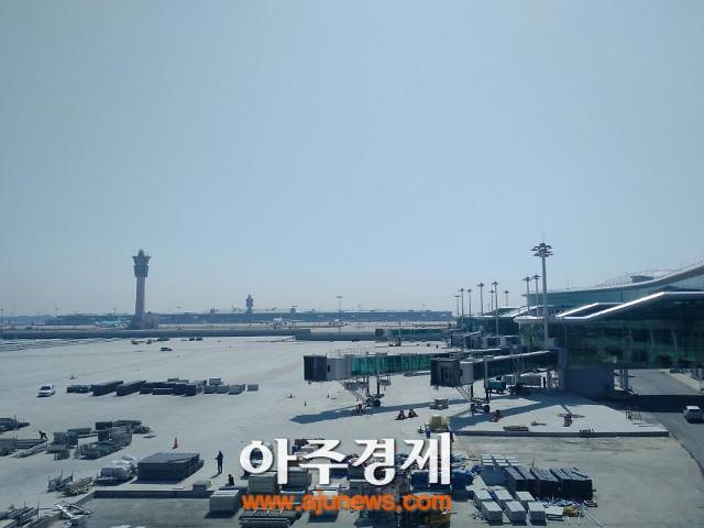[포토] 내년 초 개항 앞둔 인천국제공항 제2여객터미널…마무리 공사 한창