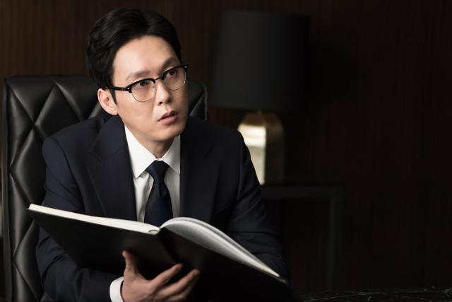 원라인 박병은, 폭발적 존재감 담긴 미공개 스틸 공개…시선 압도
