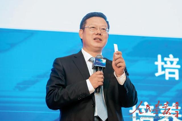 [인민화보]‘교육 정보화’를 위한 토론의 장-베이징 ‘스마트교육포럼’