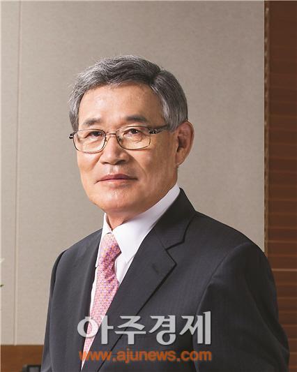 경동제약 류덕희 회장, 성균관대에 흉상 세워져