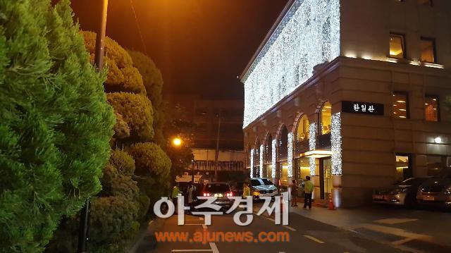 [아주 동영상] 한일관 본점 분위기 나쁘지만 영업 집중..최시원,패혈증 사망 유족에 사과