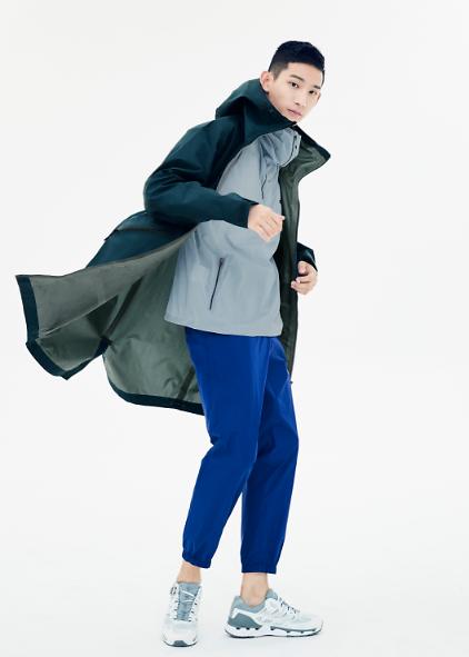 [2018 S/S 아웃도어·스포츠 트렌드] 코오롱 웨더코트. 궂은 날씨에도 스타일리시하게  