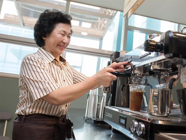 삼성전자, 카페 休:휴 아산시 5호점 오픈 