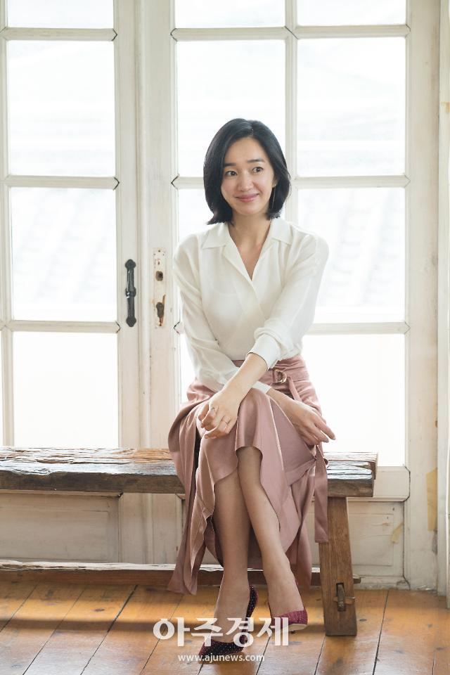 [인터뷰] 상류사회 수애 첫 청불 영화…거부감 없도록 만드는 게 숙제 