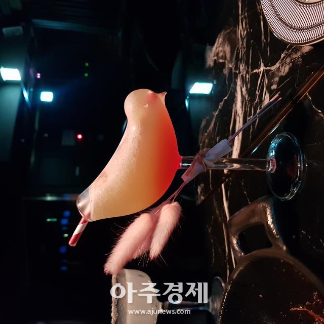 [기수정의 여행미학]칵테일로 즐기는 중국술…대세 인증 차이니즈 바  