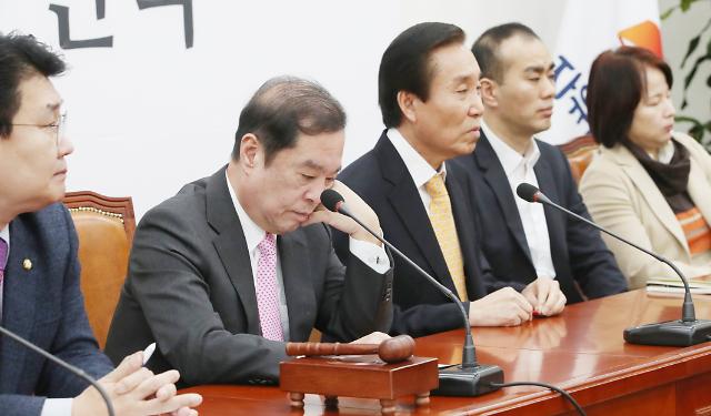 [광화문갤러리] 자유한국당  5·18 망언 이종명 제명…김진태·김순례 징계유예 