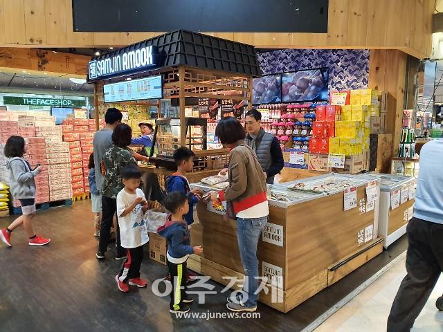 어묵시장 위기, 세계화로 돌파…삼진어묵, 美 슈퍼마켓 체인 H마트 진출