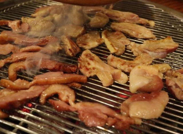 생방송 오늘저녁 장작구이바비큐 앞뜰장작구이마을 위치는?