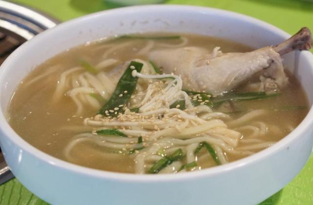 생방송 오늘저녁 청춘꿀벅지닭갈비 위치는?
