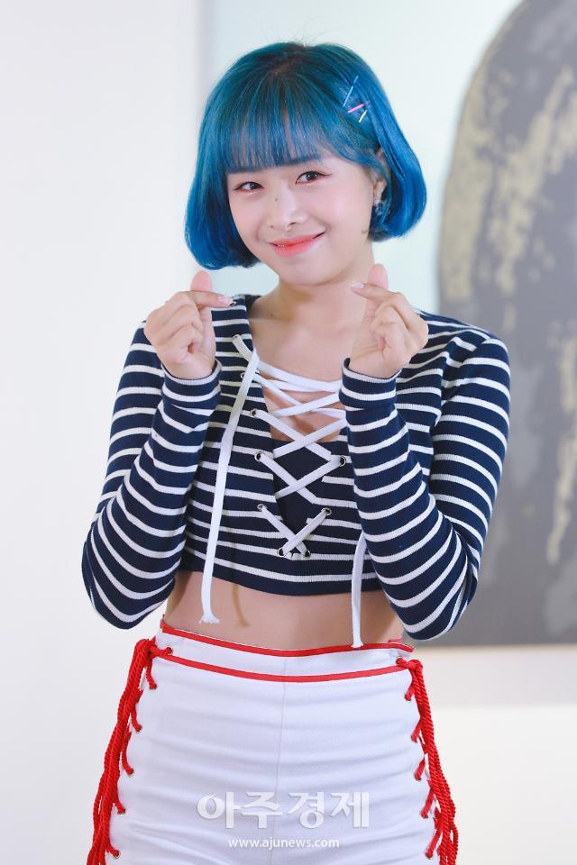 [슬라이드 화보] 에이프릴 채원, 보기만해도 상큼!