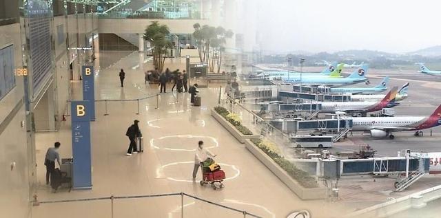 코로나19 백신 개발 가시권… 여행주 사도 될까요?