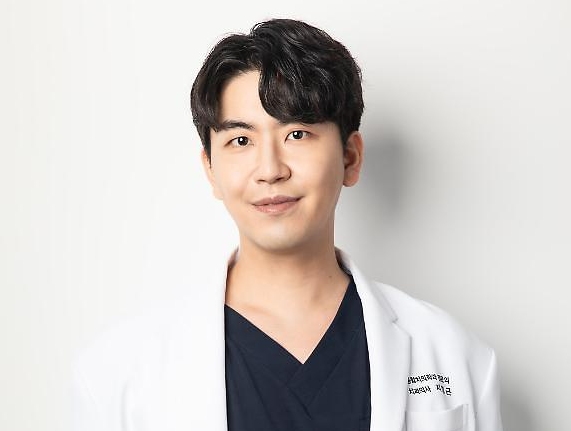 [인터뷰] 지영근 어나더치과 원장 치아교정‧임플란트, 다양한 임상경험 있는 전문의 선택해야 
