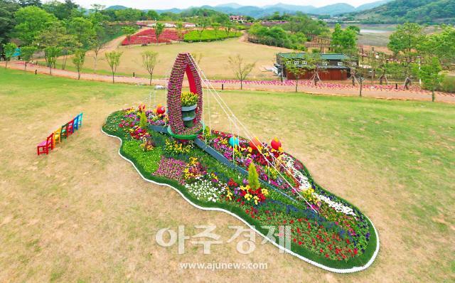 임실군 옥정호 붕어섬 생태공원, 더 풍성한 꽃 세상으로