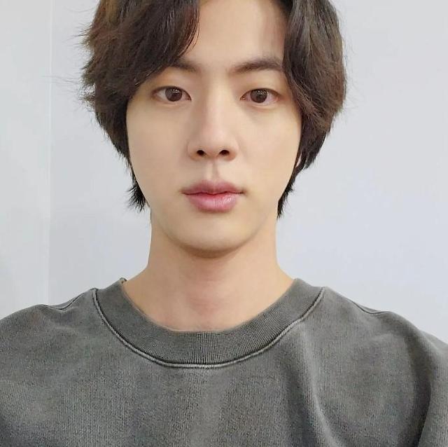 방탄소년단 진 친형, 브루노 마스 공연 초대권 논란에 이 표는...
