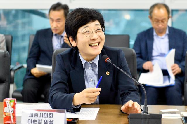 세종 청년 기업인·예술인·사회적협동조합 회원과 간담회 개최