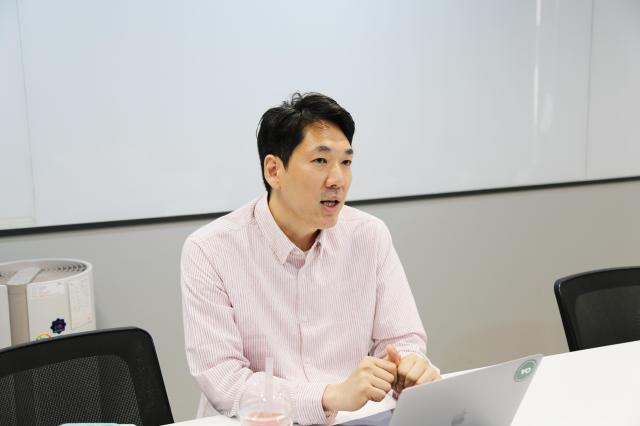 [인터뷰] 이승준 오아테크 대표 300객실 중소형 호텔 타깃…프런트 무인화·통합 업무 솔루션