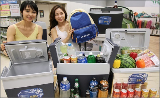[포토] 얼음이 없는 아이스박스 신가하네~