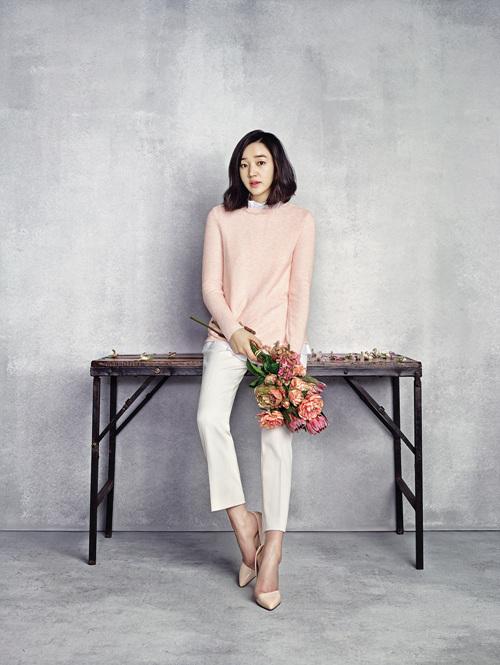 수애와 함께하는 올리비아로렌의 봄은?